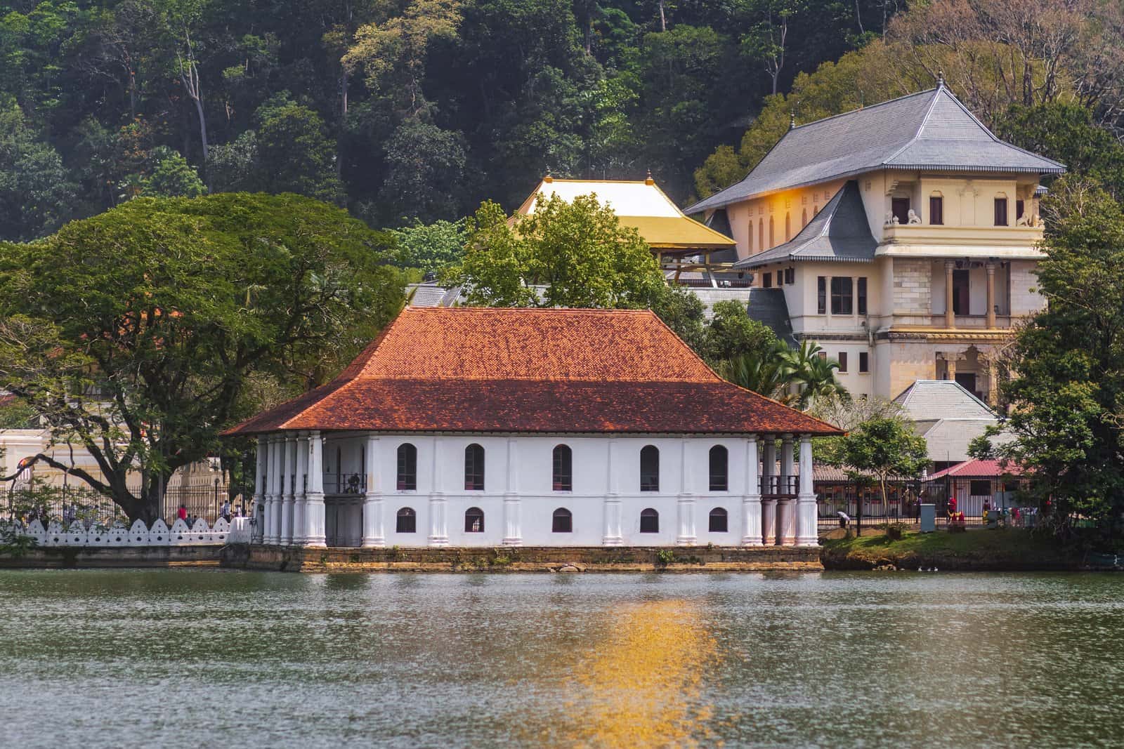 Kandy Lake in Sri Lanka