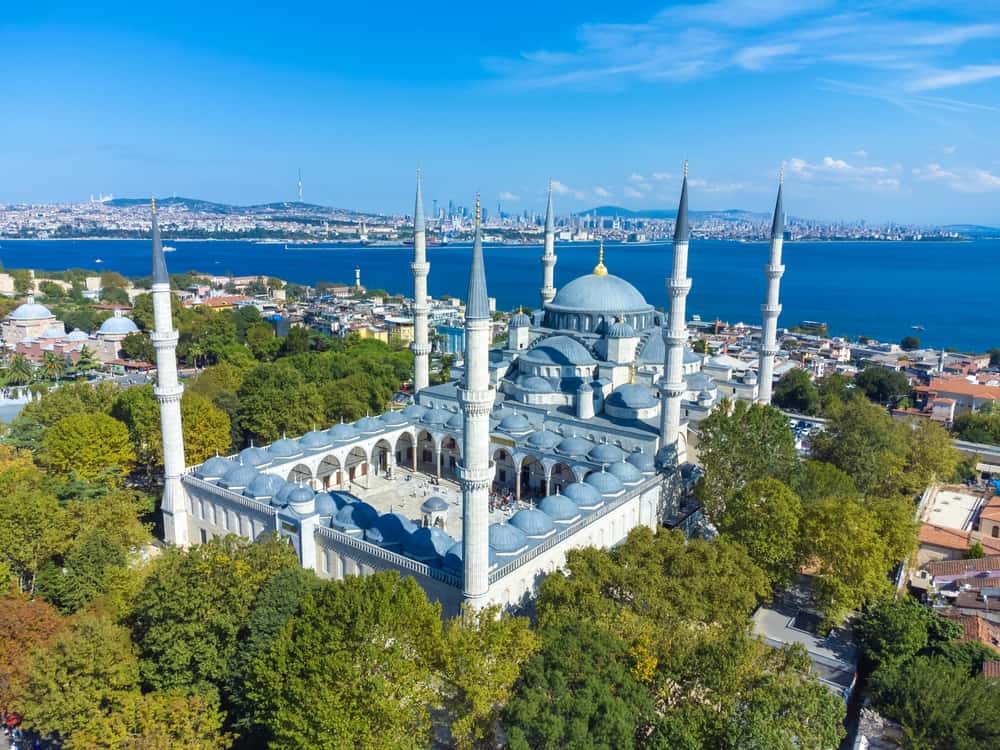 Blue Mosque in Europe Honeymoon Tours