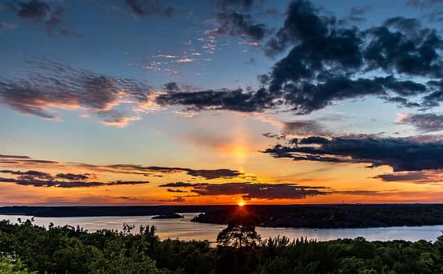 Catch The Midnight Sun in Europe Honeymoon Tours