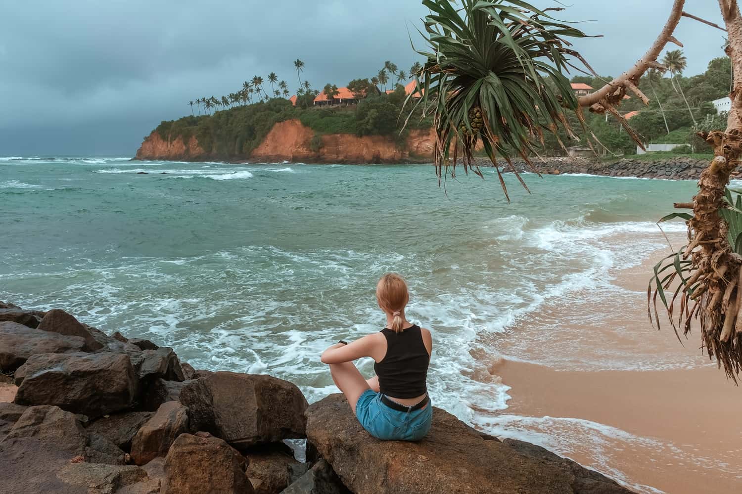 Visit Parrot Rock in Sri Lanka