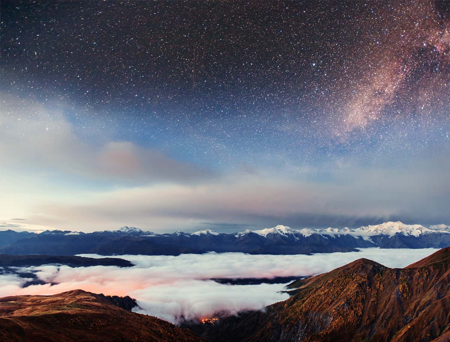 Witness Southern Lights in Australia - New Zealand