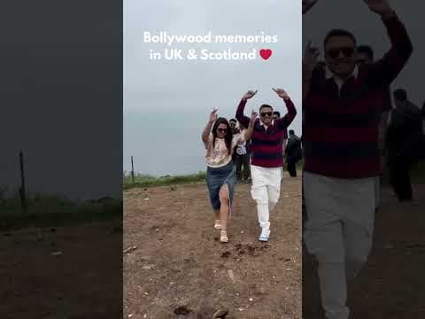 UK Fun Trip With Flamingo