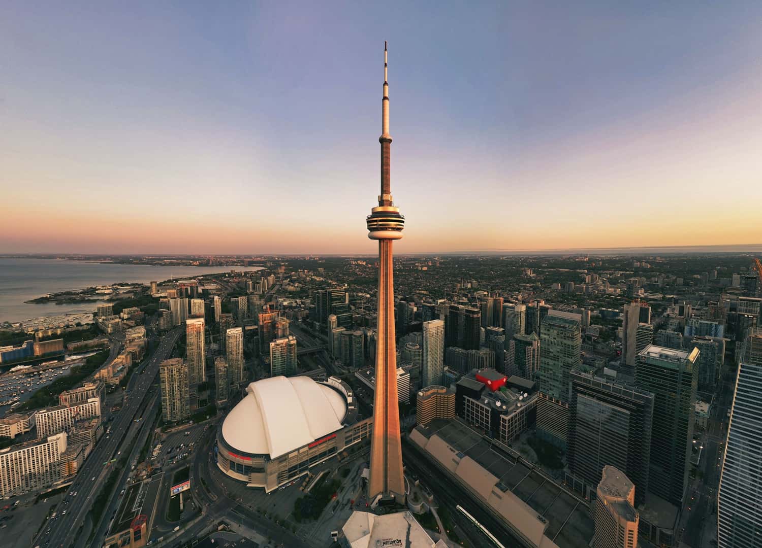 CN Tower in America & Canada Summer 2026 Tours