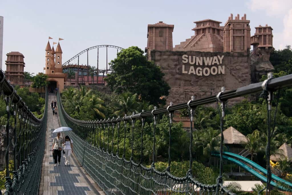 Have some fun at Sunway Lagoon Theme Park in Delight Southeast Tours