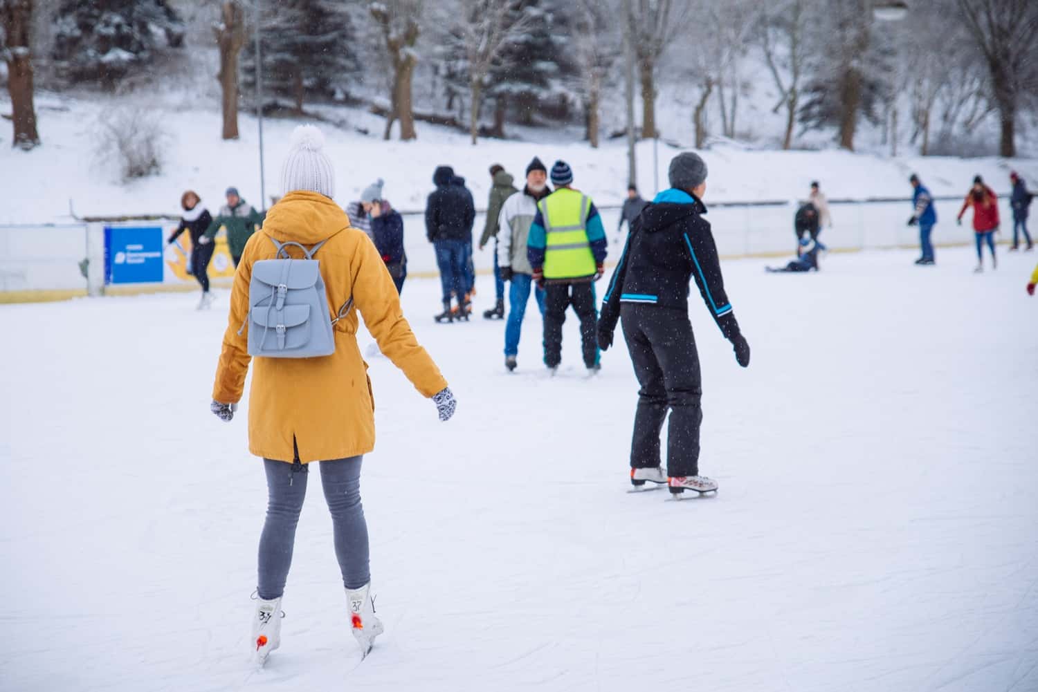 Ice Skate On Lake Louise in America & Canada Summer 2026 Tours
