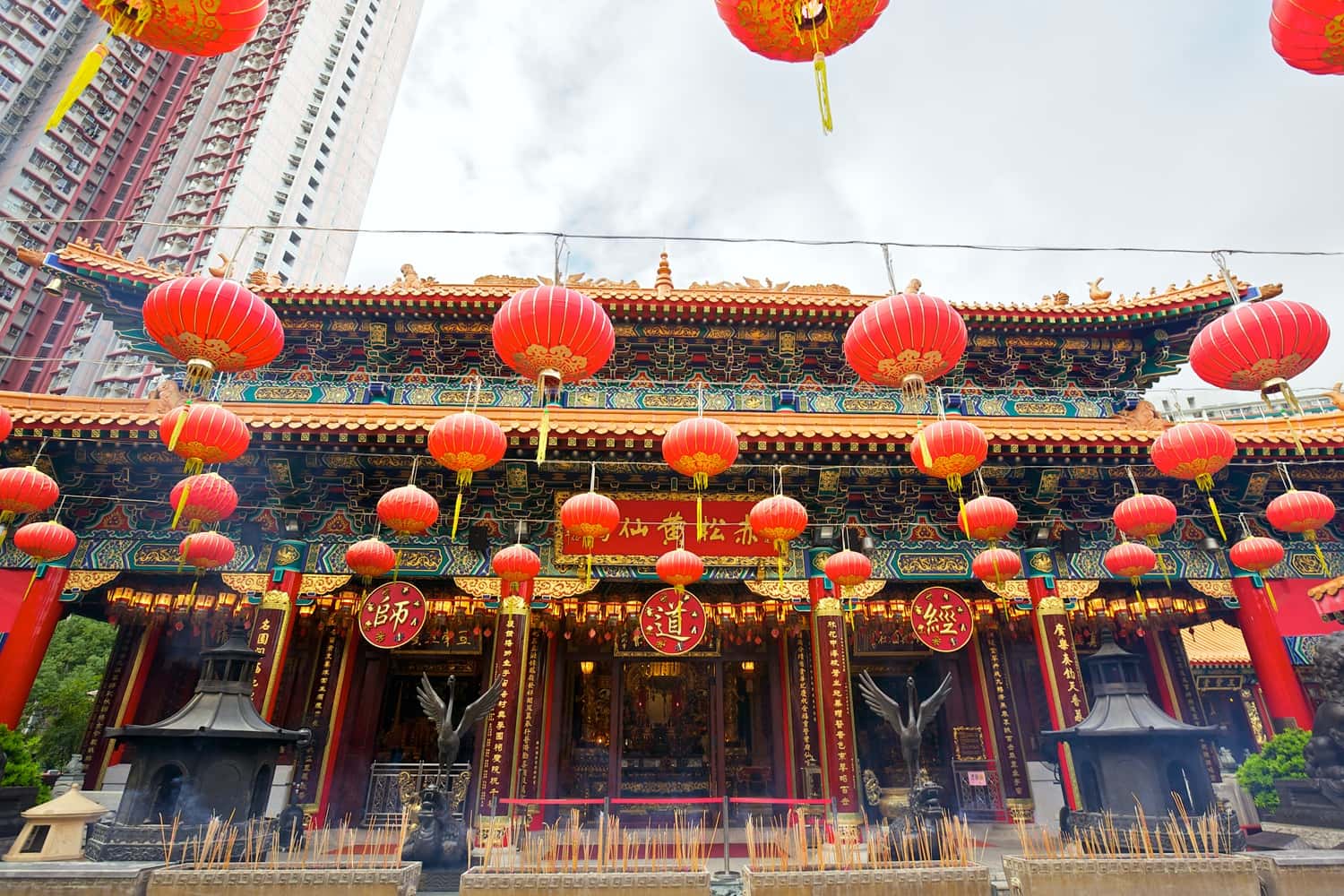 Witness celebrations at Chinese Temples in Macau